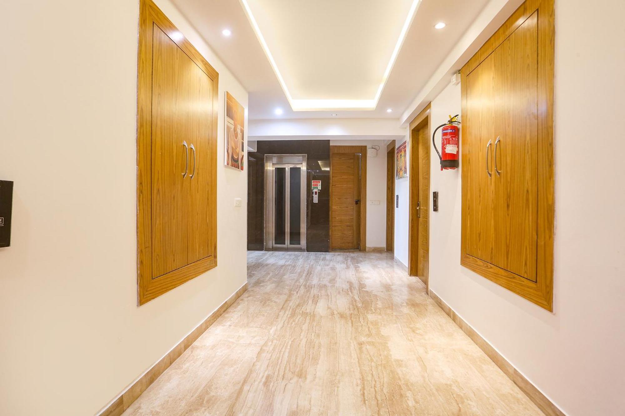 Fabhotel Prime Star 17 - Nr Yashobhoomi Convention Centre Delhi  Exterior photo