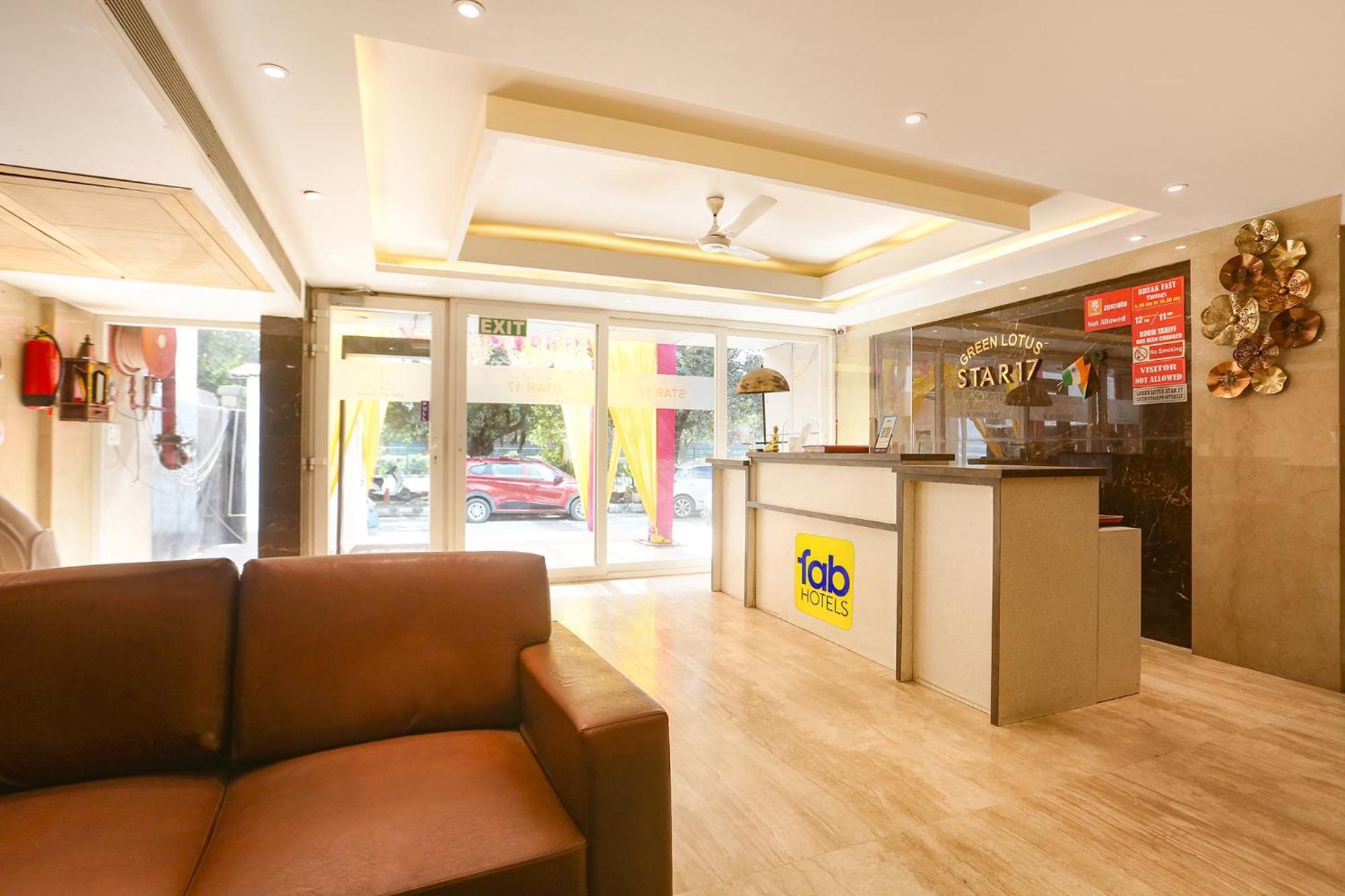 Fabhotel Prime Star 17 - Nr Yashobhoomi Convention Centre Delhi  Exterior photo